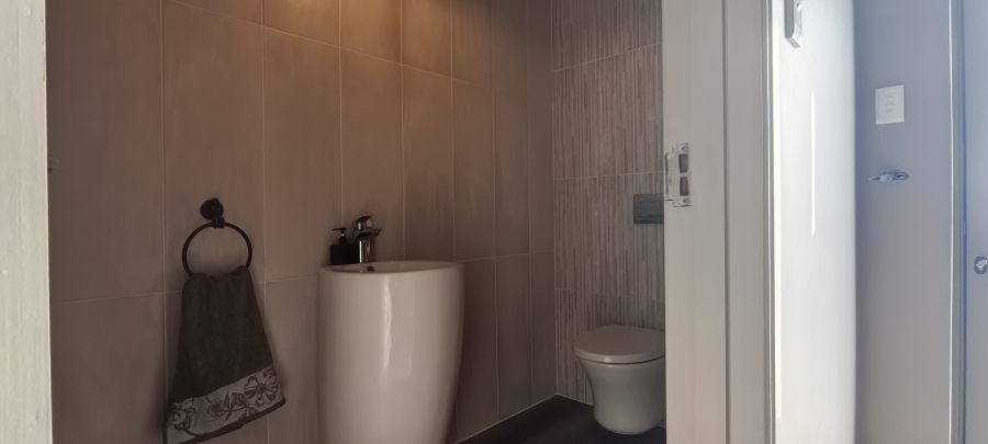 4 Bedroom Property for Sale in Monte Christo Western Cape
